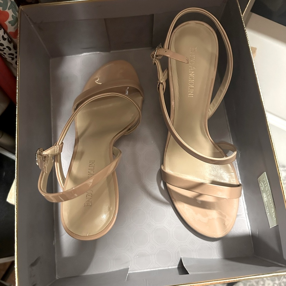 enzo angiolini nude sandals